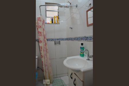 Casa à venda com 51m², 4 quartos e sem vagaBanheiro