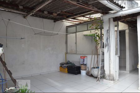 Casa à venda com 51m², 4 quartos e sem vagaTerraço