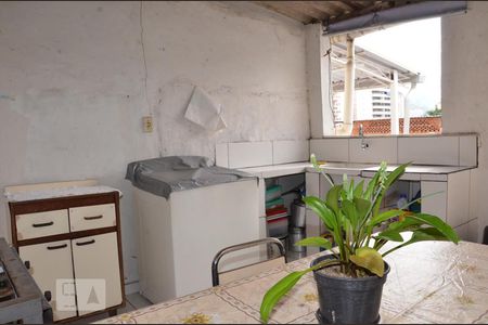 Casa à venda com 51m², 4 quartos e sem vagaÁrea de serviço