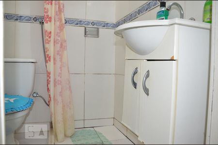 Casa à venda com 51m², 4 quartos e sem vagaBanheiro