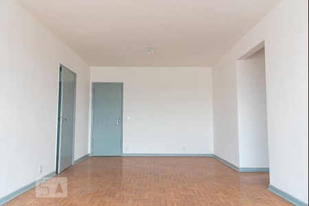 Sala de apartamento para alugar com 3 quartos, 60m² em Jardim da Gloria, São Paulo