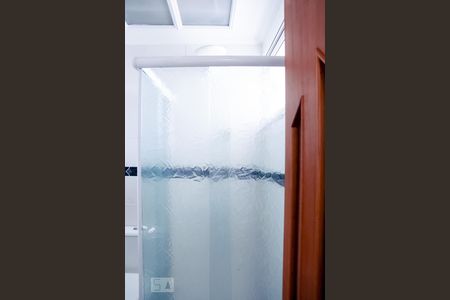 Banheiro do Quarto 1 de apartamento para alugar com 3 quartos, 93m² em Vila Caminho do Mar, São Bernardo do Campo