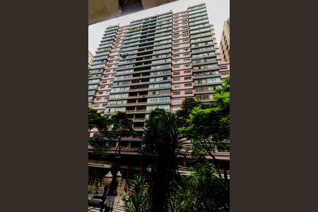 Apartamento para alugar com 65m², 1 quarto e sem vagaFachada