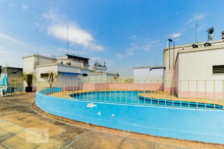 Apartamento para alugar com 65m², 1 quarto e sem vagaPiscina