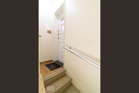 Casa à venda com 65m², 2 quartos e sem vaga