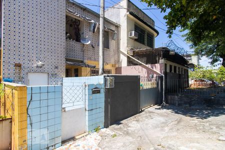 Casa à venda com 65m², 2 quartos e sem vaga
