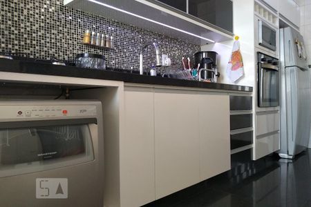 Apartamento para alugar com 69m², 3 quartos e sem vaga Apartamento para alugar com 69m², 3 quartos e sem vagaCozinha