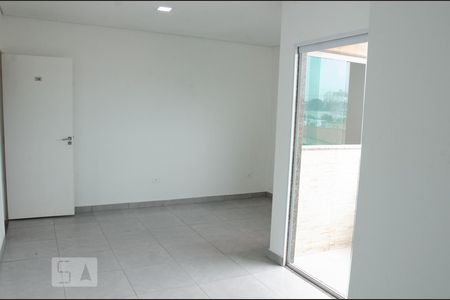 Sala de kitnet/studio para alugar com 1 quarto, 30m² em Parque Edu Chaves, São Paulo