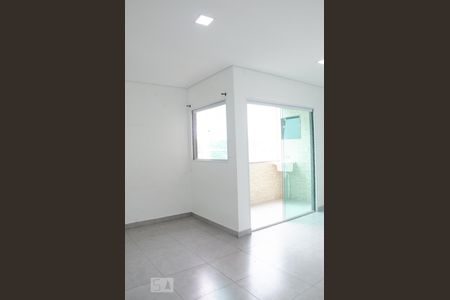 Sala de kitnet/studio para alugar com 1 quarto, 30m² em Parque Edu Chaves, São Paulo