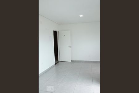 Sala de kitnet/studio para alugar com 1 quarto, 30m² em Parque Edu Chaves, São Paulo