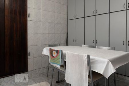 Casa à venda com 280m², 3 quartos e 3 vagas Casa à venda com 280m², 3 quartos e 3 vagasCozinha