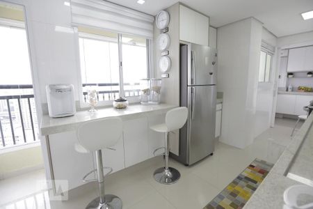 Apartamento à venda com 258m², 3 quartos e 6 vagasCozinha