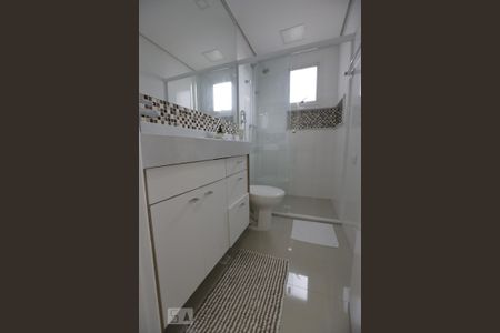 Apartamento à venda com 258m², 3 quartos e 6 vagasBanheiro da Suíte 1