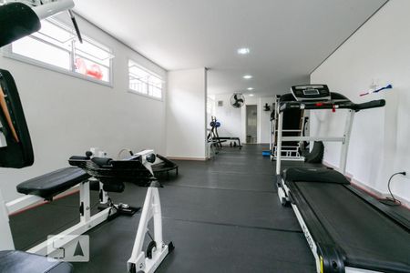 Apartamento à venda com 258m², 3 quartos e 6 vagasÁrea comum - Academia