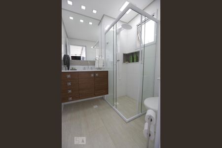 Apartamento à venda com 258m², 3 quartos e 6 vagasBanheiro