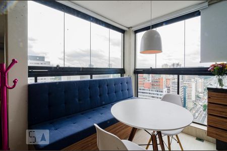 Studio à venda com 27m², 1 quarto e 1 vaga Studio à venda com 27m², 1 quarto e 1 vagaVaranda do Studio