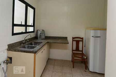 Apartamento para alugar com 198m², 3 quartos e 2 vagascozinha 