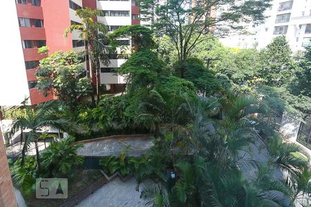 Apartamento para alugar com 198m², 3 quartos e 2 vagasvista