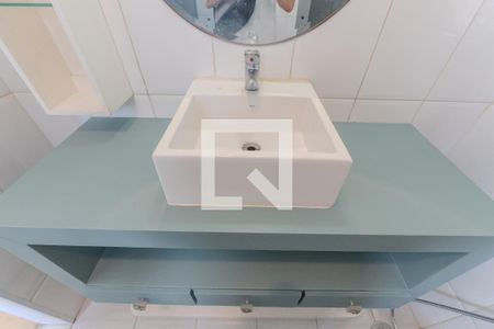 Apartamento à venda com 98m², 1 quarto e 2 vagas Apartamento à venda com 98m², 1 quarto e 2 vagasBanheiro da Suíte