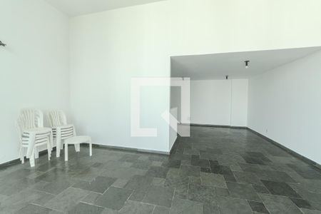 Apartamento à venda com 98m², 1 quarto e 2 vagas Apartamento à venda com 98m², 1 quarto e 2 vagasÁrea comum - Salão de festas