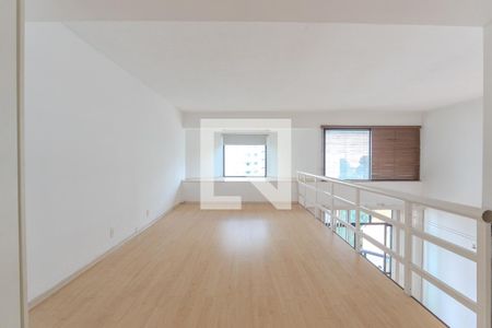 Apartamento à venda com 98m², 1 quarto e 2 vagas Apartamento à venda com 98m², 1 quarto e 2 vagasSuíte