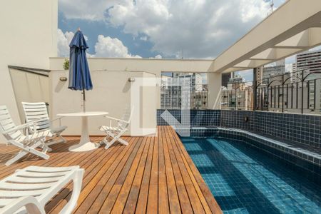 Apartamento à venda com 98m², 1 quarto e 2 vagas Apartamento à venda com 98m², 1 quarto e 2 vagasÁrea comum - Piscina