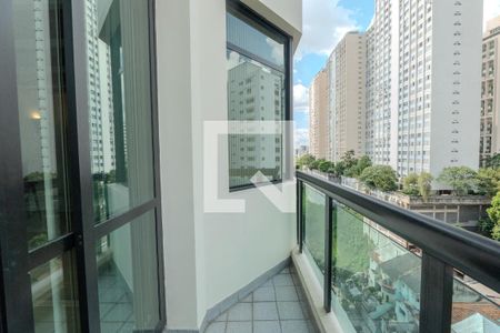 Apartamento à venda com 98m², 1 quarto e 2 vagas Apartamento à venda com 98m², 1 quarto e 2 vagasSacada da Sala