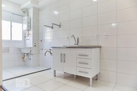 Cozinha de apartamento para alugar com 2 quartos, 42m² em Bom Retiro, São Paulo