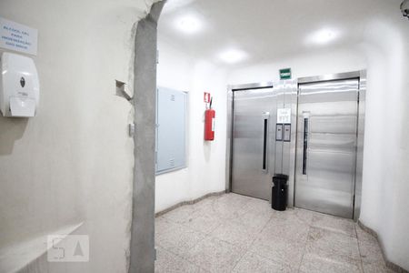 Apartamento para alugar com 78m², 3 quartos e 1 vaga Apartamento para alugar com 78m², 3 quartos e 1 vagaHall