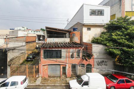 Vista de casa para alugar com 2 quartos, 46m² em Vila Antonieta, São Paulo