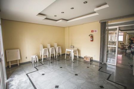Apartamento para alugar com 70m², 2 quartos e 1 vagaÁrea comum - Salão de festas