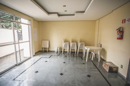 Apartamento para alugar com 70m², 2 quartos e 1 vagaÁrea comum - Salão de festas