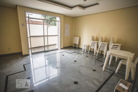 Apartamento para alugar com 70m², 2 quartos e 1 vagaÁrea comum - Salão de festas