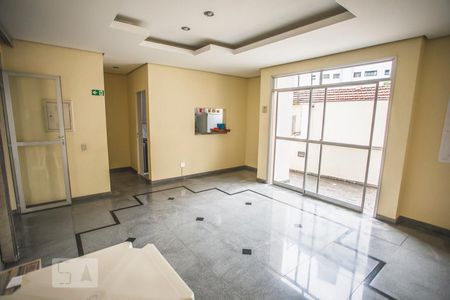 Apartamento para alugar com 70m², 2 quartos e 1 vagaÁrea comum - Salão de festas