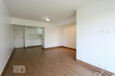 Sala de apartamento à venda com 2 quartos, 70m² em Vila Suzana, São Paulo