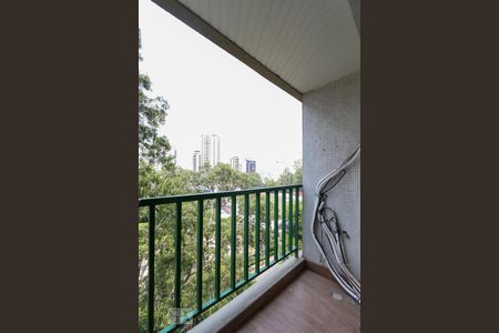 Varanda da sala de apartamento à venda com 2 quartos, 70m² em Vila Suzana, São Paulo