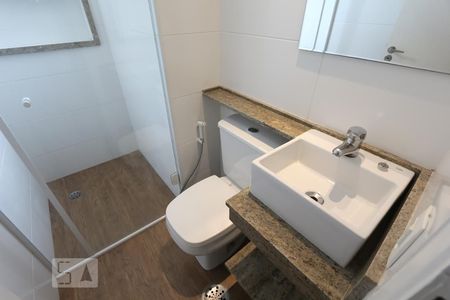 Apartamento para alugar com 70m², 2 quartos e 1 vaga Apartamento para alugar com 70m², 2 quartos e 1 vagaBanheiro