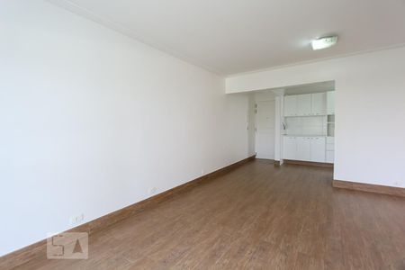 Sala de apartamento à venda com 2 quartos, 70m² em Vila Suzana, São Paulo