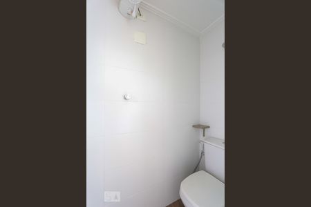 Apartamento para alugar com 70m², 2 quartos e 1 vaga Apartamento para alugar com 70m², 2 quartos e 1 vagaBanheiro de serviço