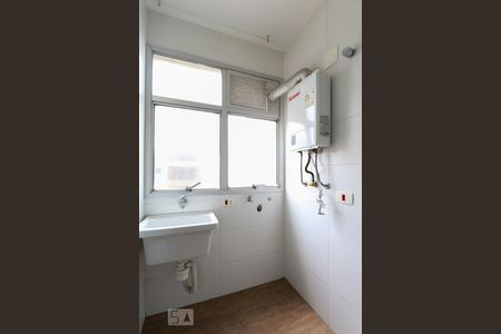 Apartamento para alugar com 70m², 2 quartos e 1 vaga Apartamento para alugar com 70m², 2 quartos e 1 vagaÁrea de serviço