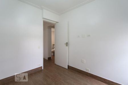 Apartamento para alugar com 70m², 2 quartos e 1 vaga Apartamento para alugar com 70m², 2 quartos e 1 vagaQuarto
