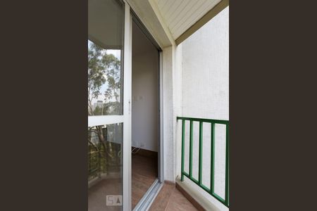 Varanda da sala de apartamento à venda com 2 quartos, 70m² em Vila Suzana, São Paulo