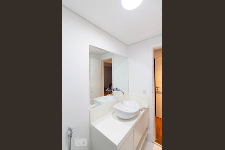 Apartamento à venda com 360m², 4 quartos e 3 vagasBanheiro Suíte 3