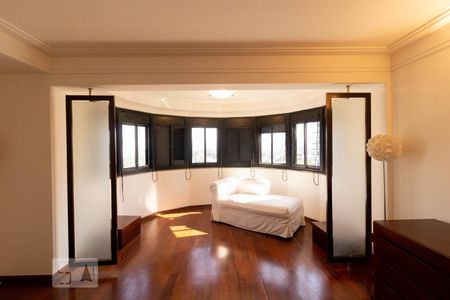 Apartamento à venda com 360m², 4 quartos e 3 vagasSuíte 1