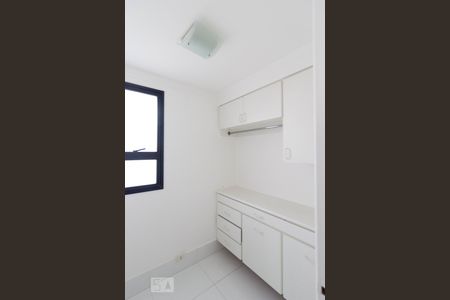 Apartamento à venda com 360m², 4 quartos e 3 vagasQuarto de Serviço 1