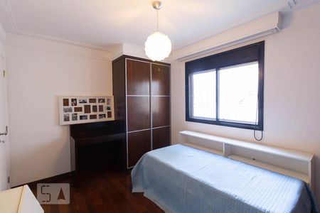 Apartamento à venda com 360m², 4 quartos e 3 vagasQuarto