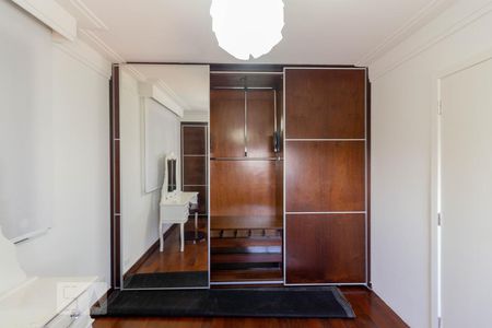 Apartamento à venda com 360m², 4 quartos e 3 vagasSuíte 2