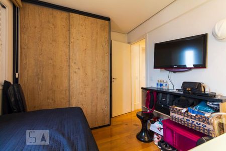 Apartamento à venda com 202m², 4 quartos e 3 vagasQuarto 2 - Suíte