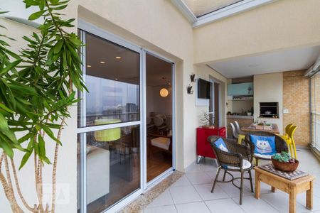 Apartamento à venda com 202m², 4 quartos e 3 vagasVaranda gourmet