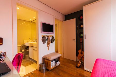 Apartamento à venda com 202m², 4 quartos e 3 vagasQuarto 3 - Suíte
